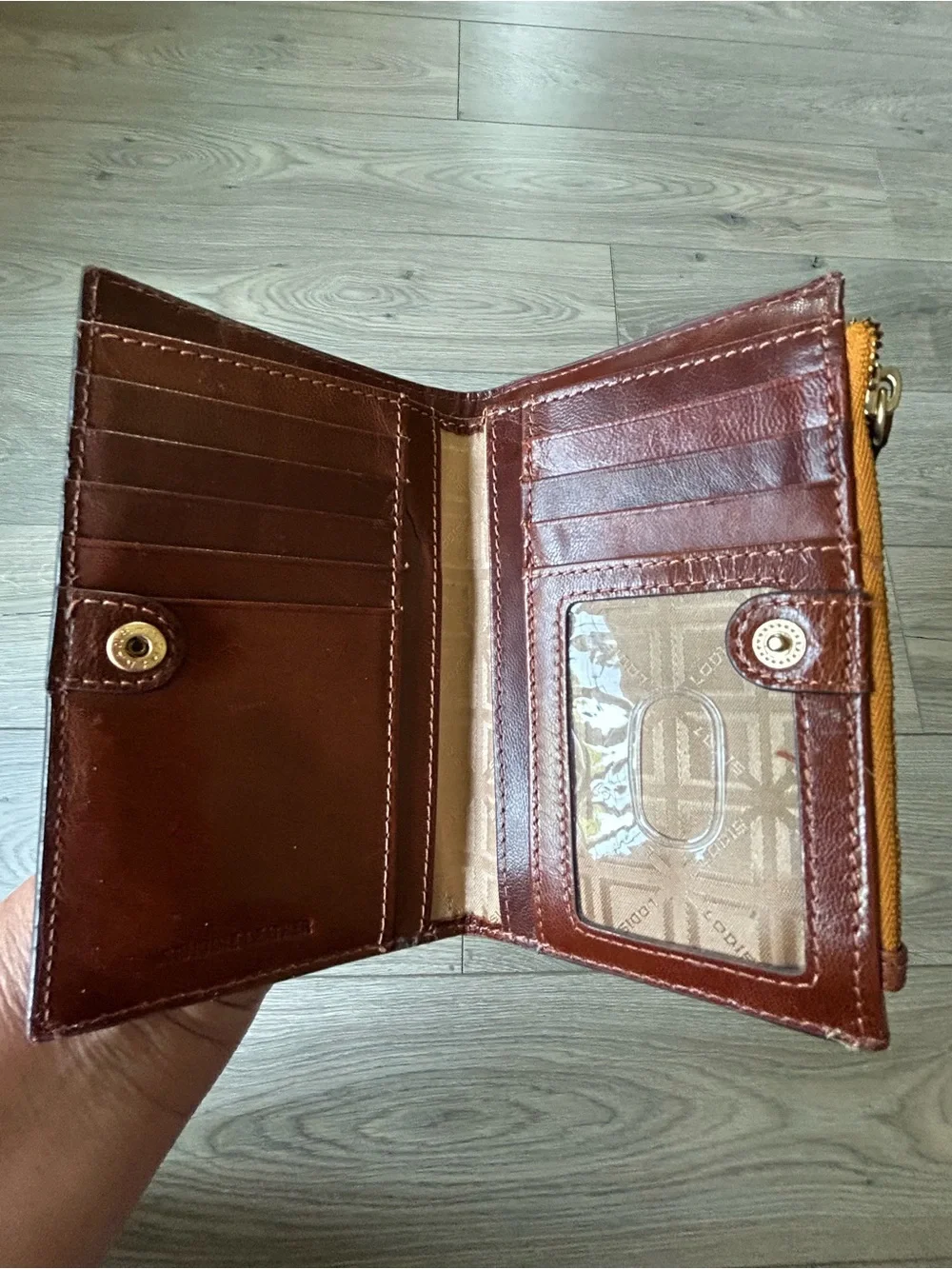 LODIS Ellie Brown Leather Bi- fold Wallet